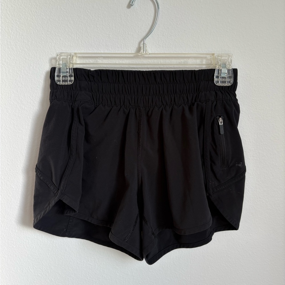 lululemon athletica Black Athletic Shorts Size 6